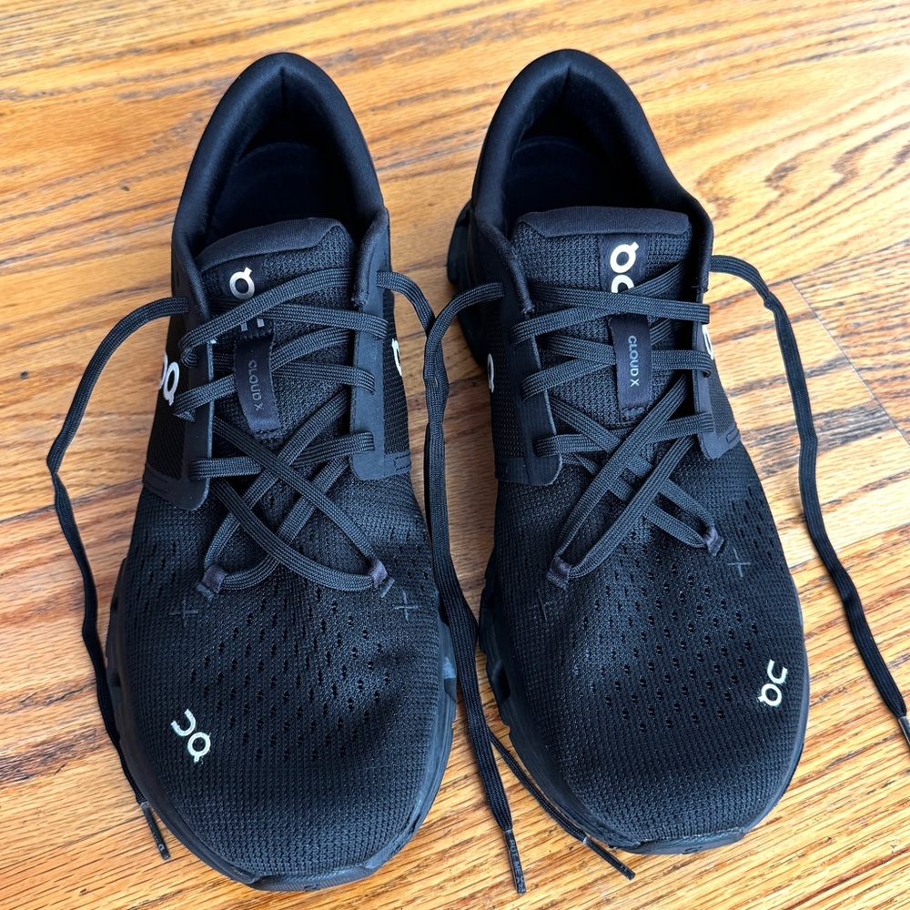 On Cloud X 4 Running Men's Black Sneakers
